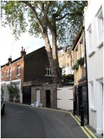 Freee London Events - Talk the walk - Kinnerton street.